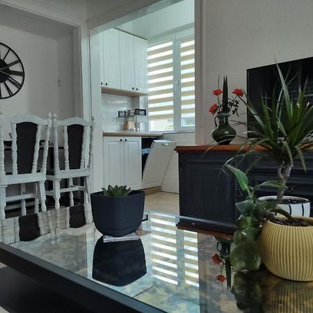 Katerina'S Apartment Manastır Dış mekan fotoğraf